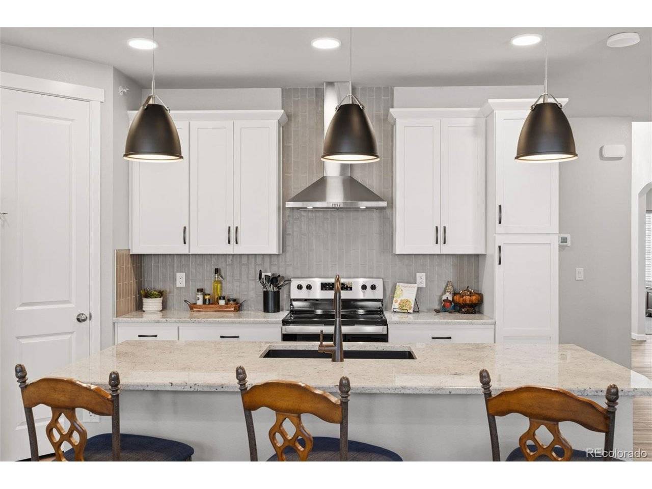 8273 S Queen, Littleton, CO 80127