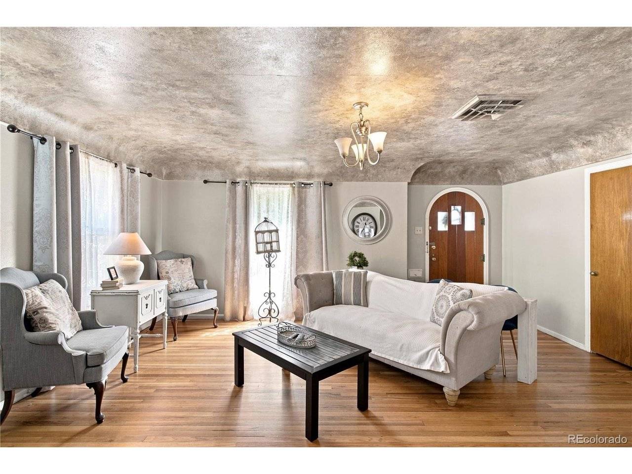 2107 Wyoming, Pueblo, CO 81004