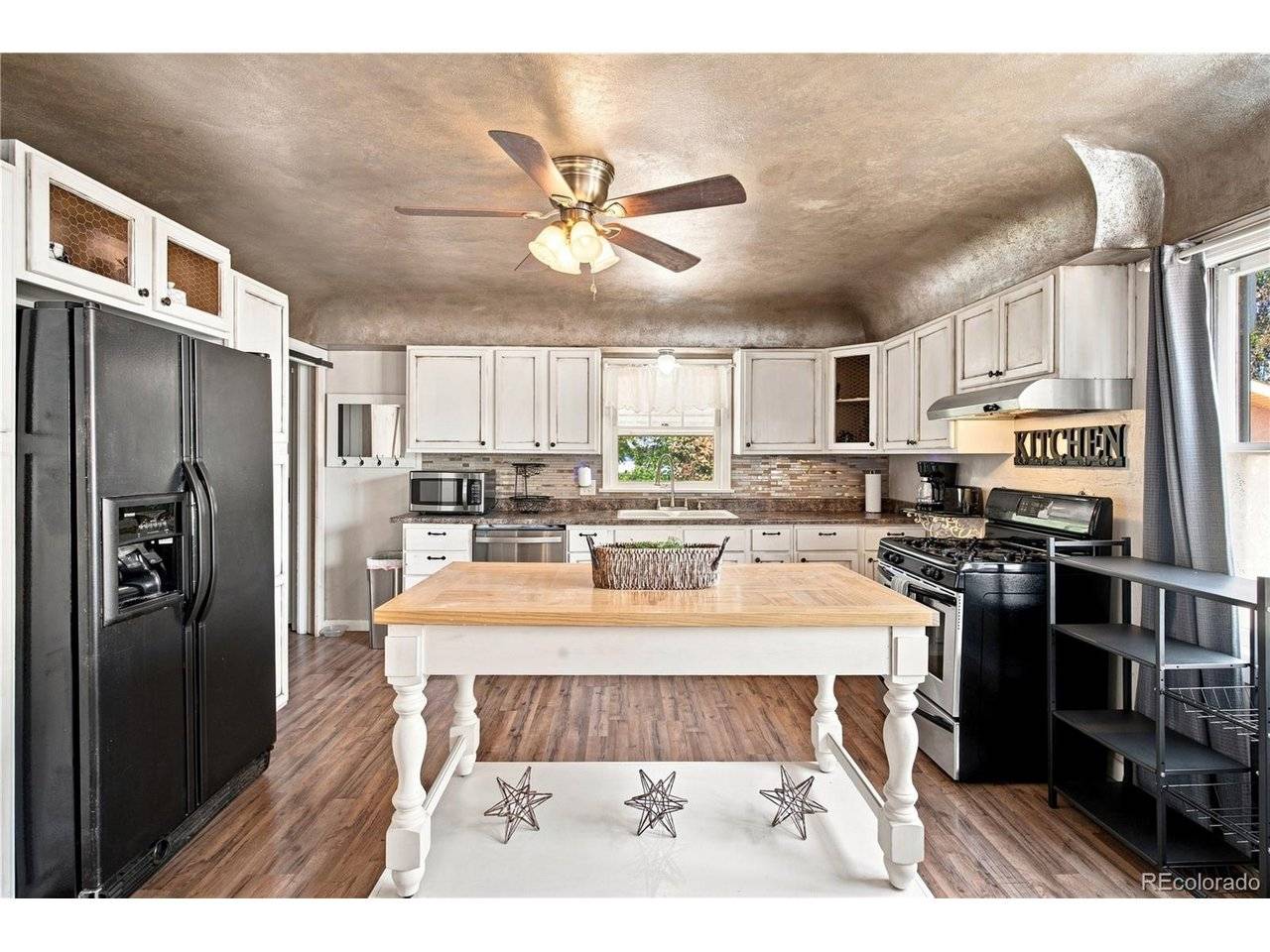 2107 Wyoming, Pueblo, CO 81004