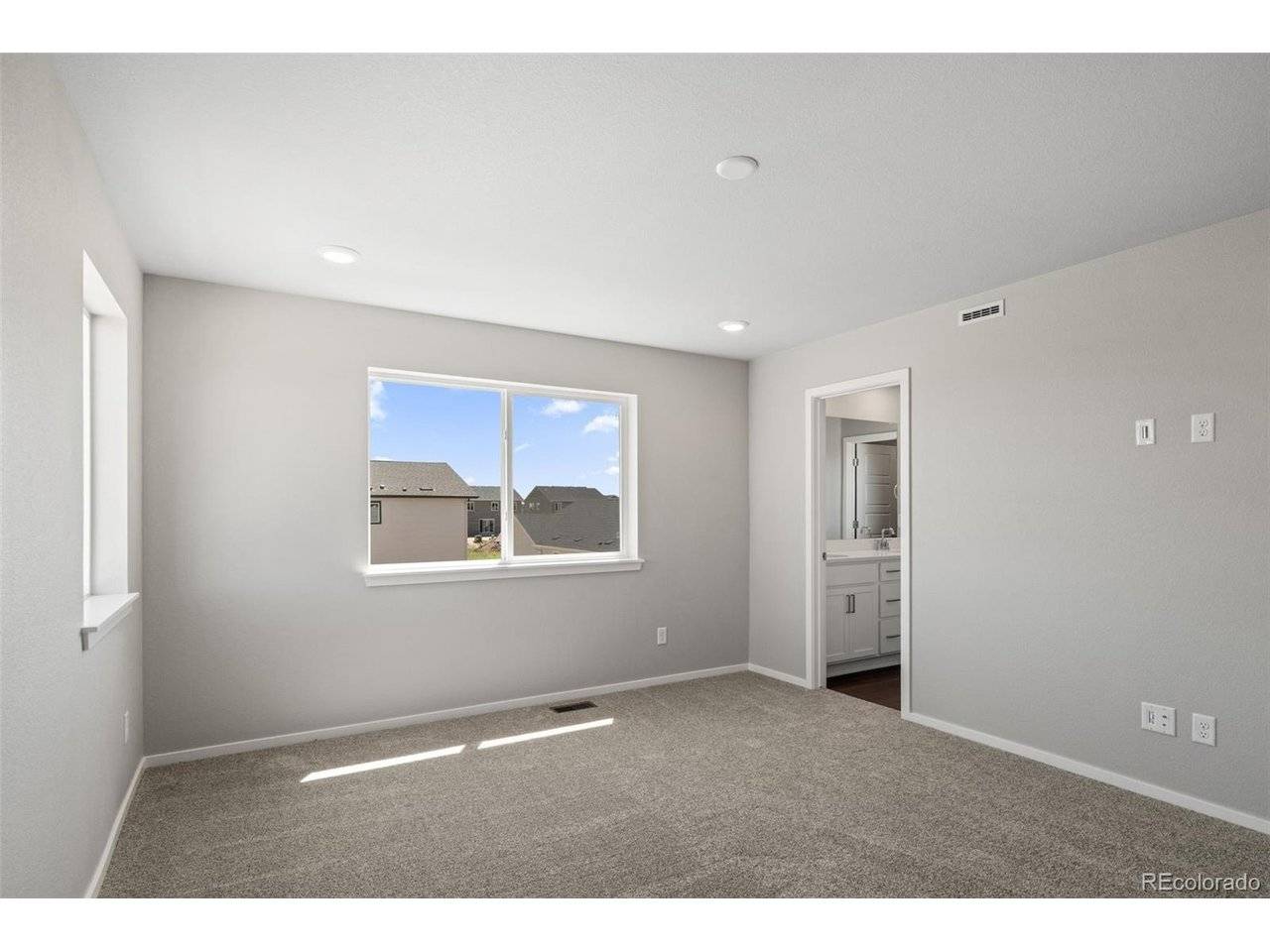 2817 Mosker, Strasburg, CO 80136