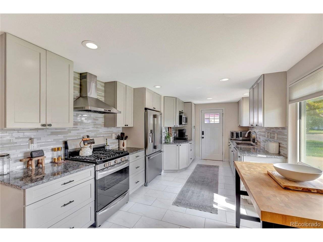 3945 S Inca, Englewood, CO 80110