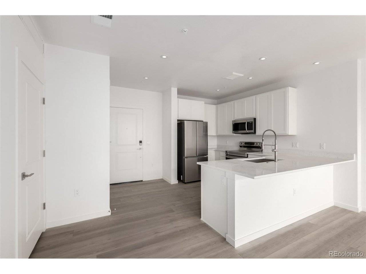 1634 N Sheridan #B-102, Denver, CO 80204