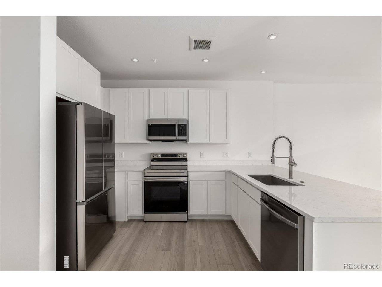 1634 N Sheridan #B-102, Denver, CO 80204