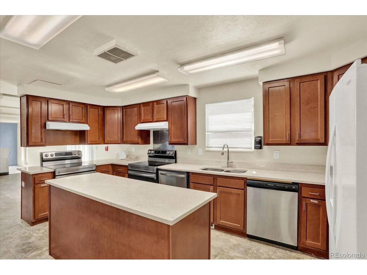 16390 E 14th, Aurora, CO 80011