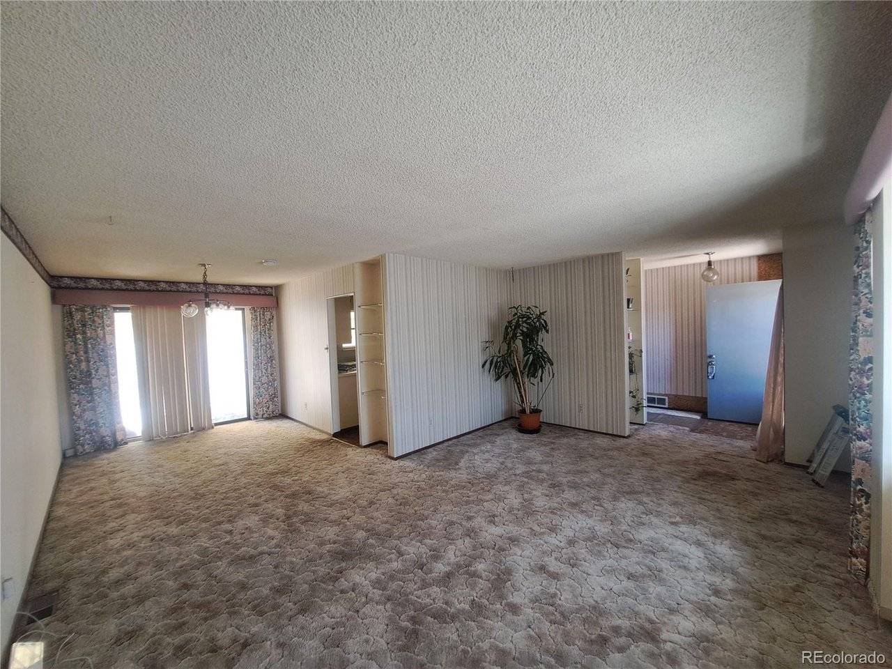 4571 Abilene, Denver, CO 80239
