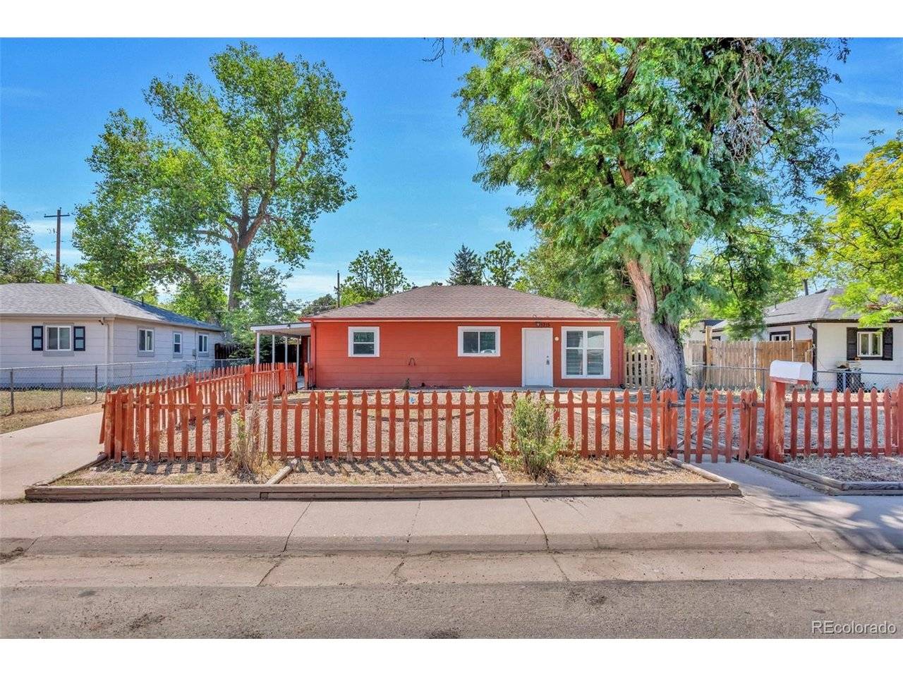 1215 Yuba, Aurora, CO 80011