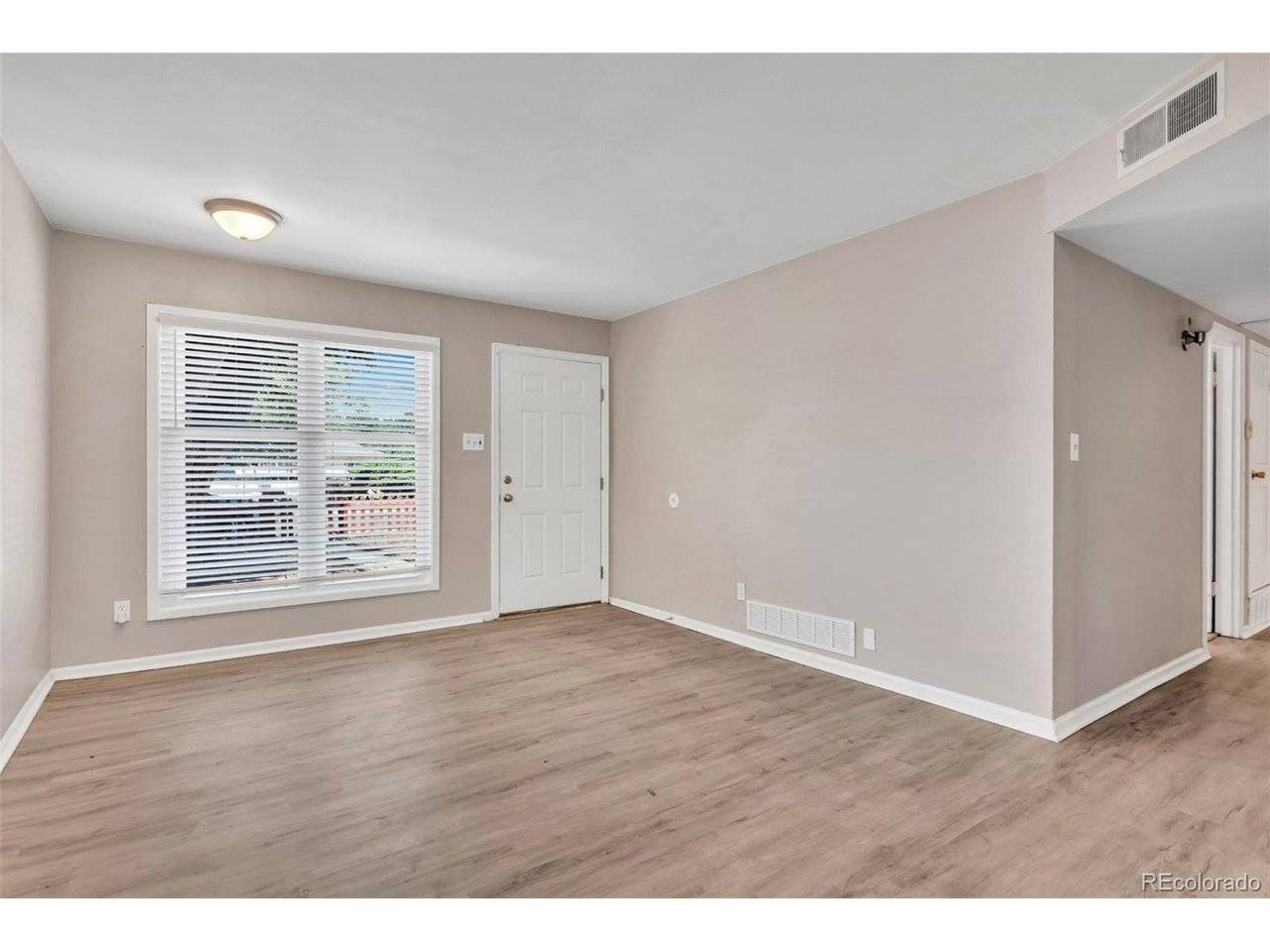 1215 Yuba, Aurora, CO 80011