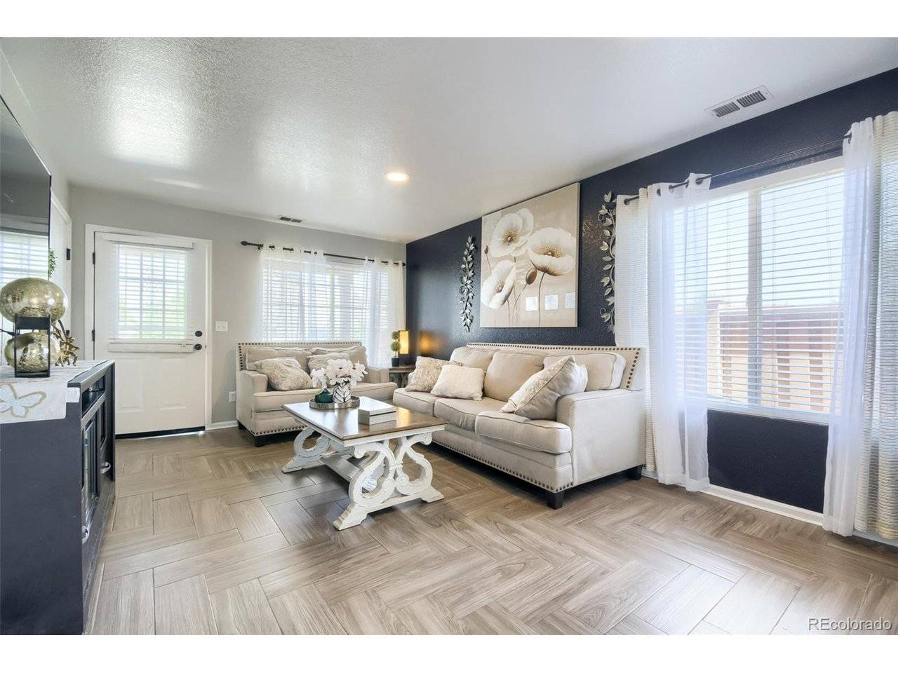 18646 E 42nd, Denver, CO 80249