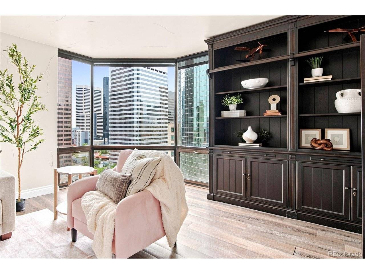 1625 Larimer #1705, Denver, CO 80202