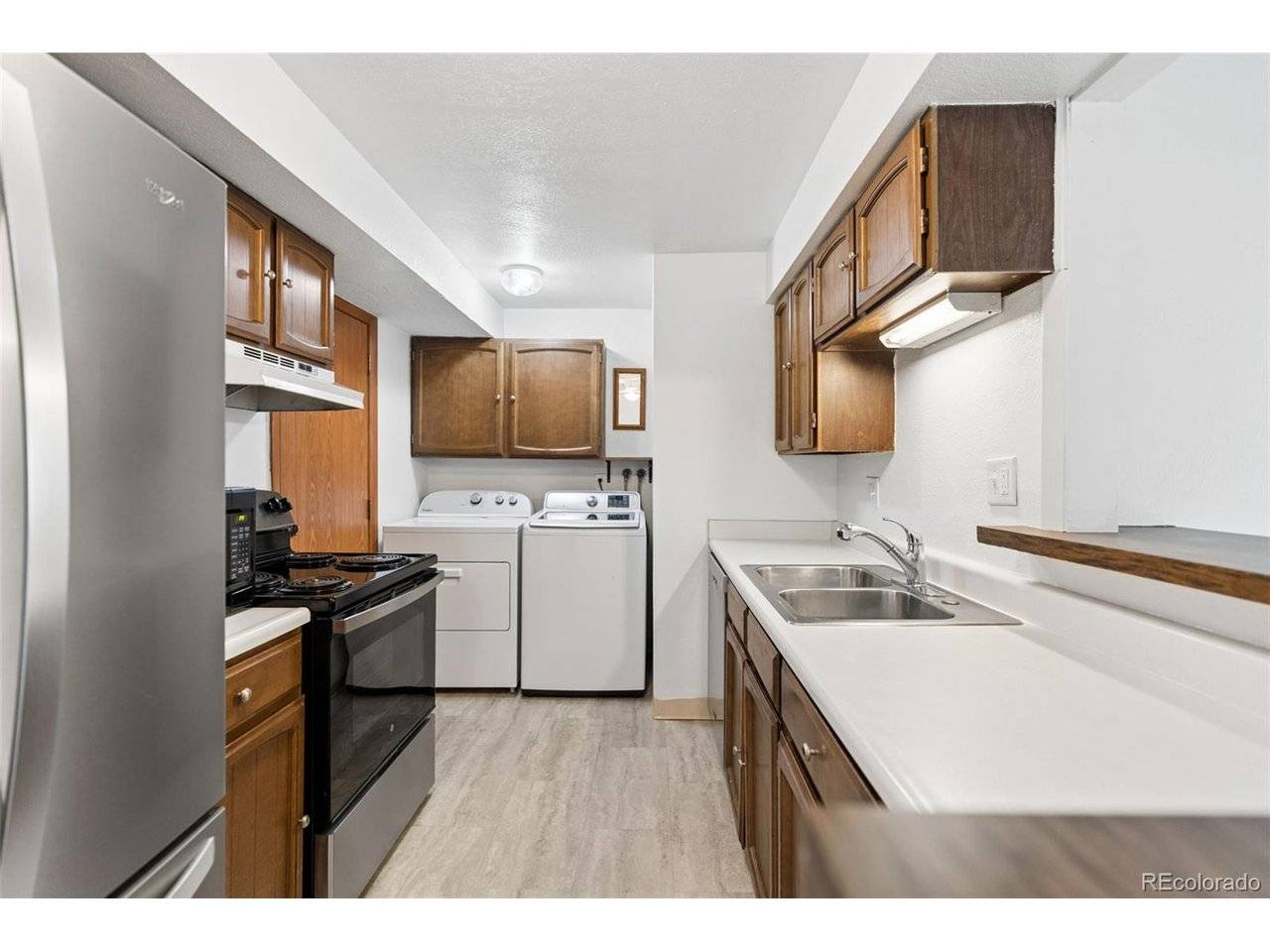 1073 W 112th #B, Denver, CO 80234
