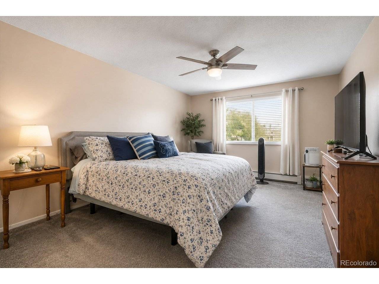 9385 E Center #6A, Denver, CO 80247