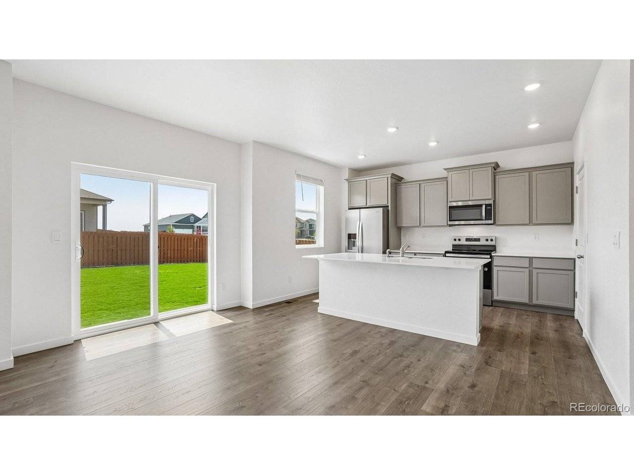 43113 Castle Stuart, Elizabeth, CO 80107