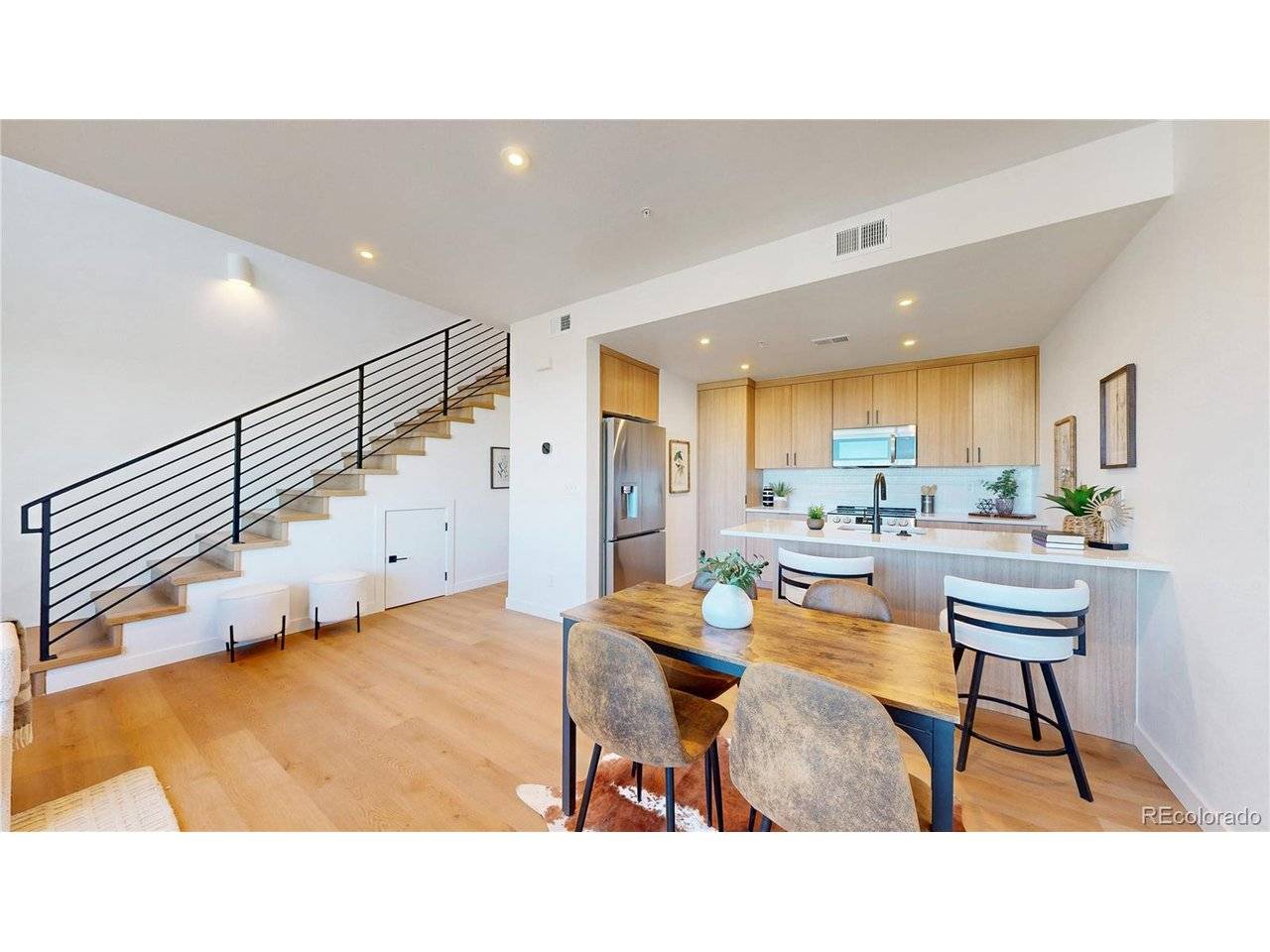933 Edge, Longmont, CO 80501
