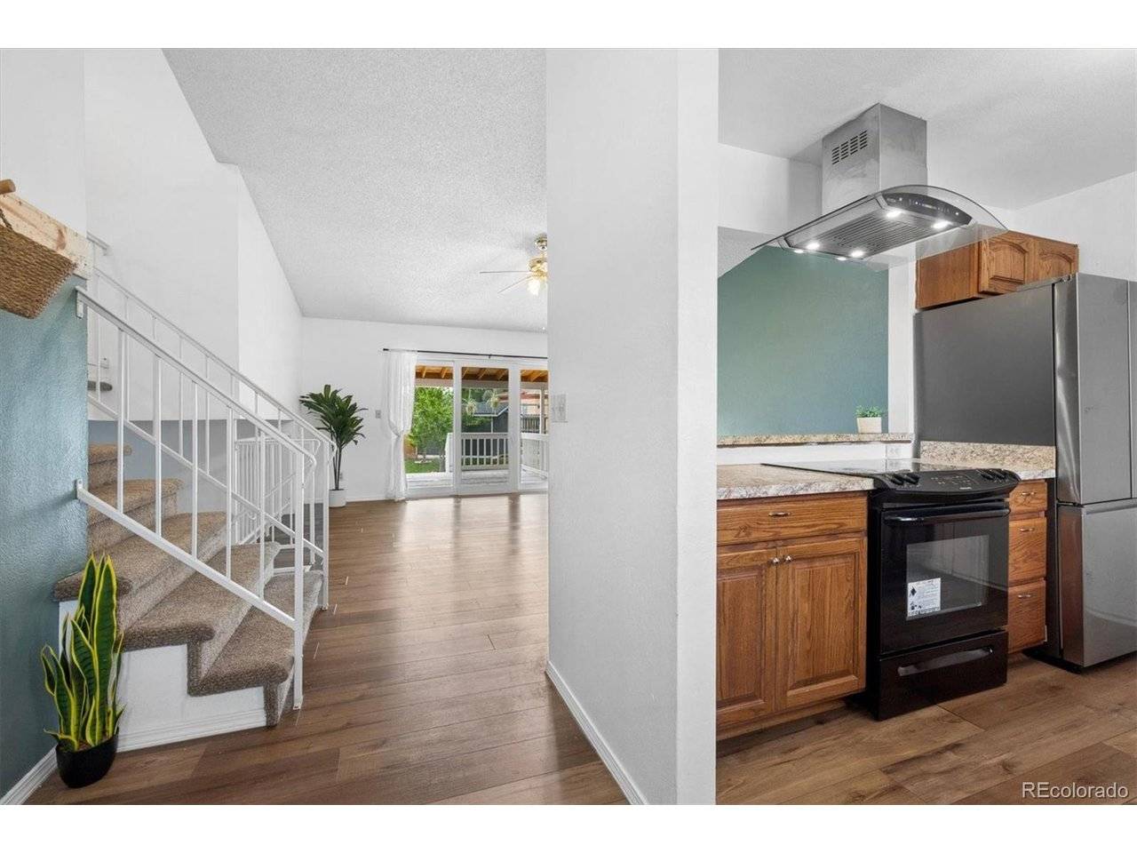 5832 S Netherland, Aurora, CO 80015