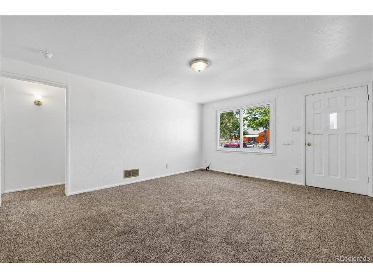 1064 Galena, Aurora, CO 80010