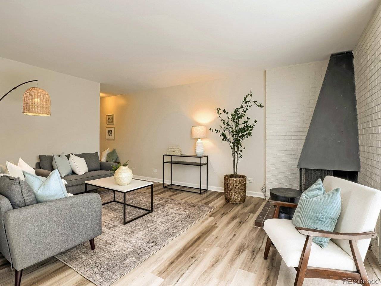 1200 Vine #4C, Denver, CO 80206
