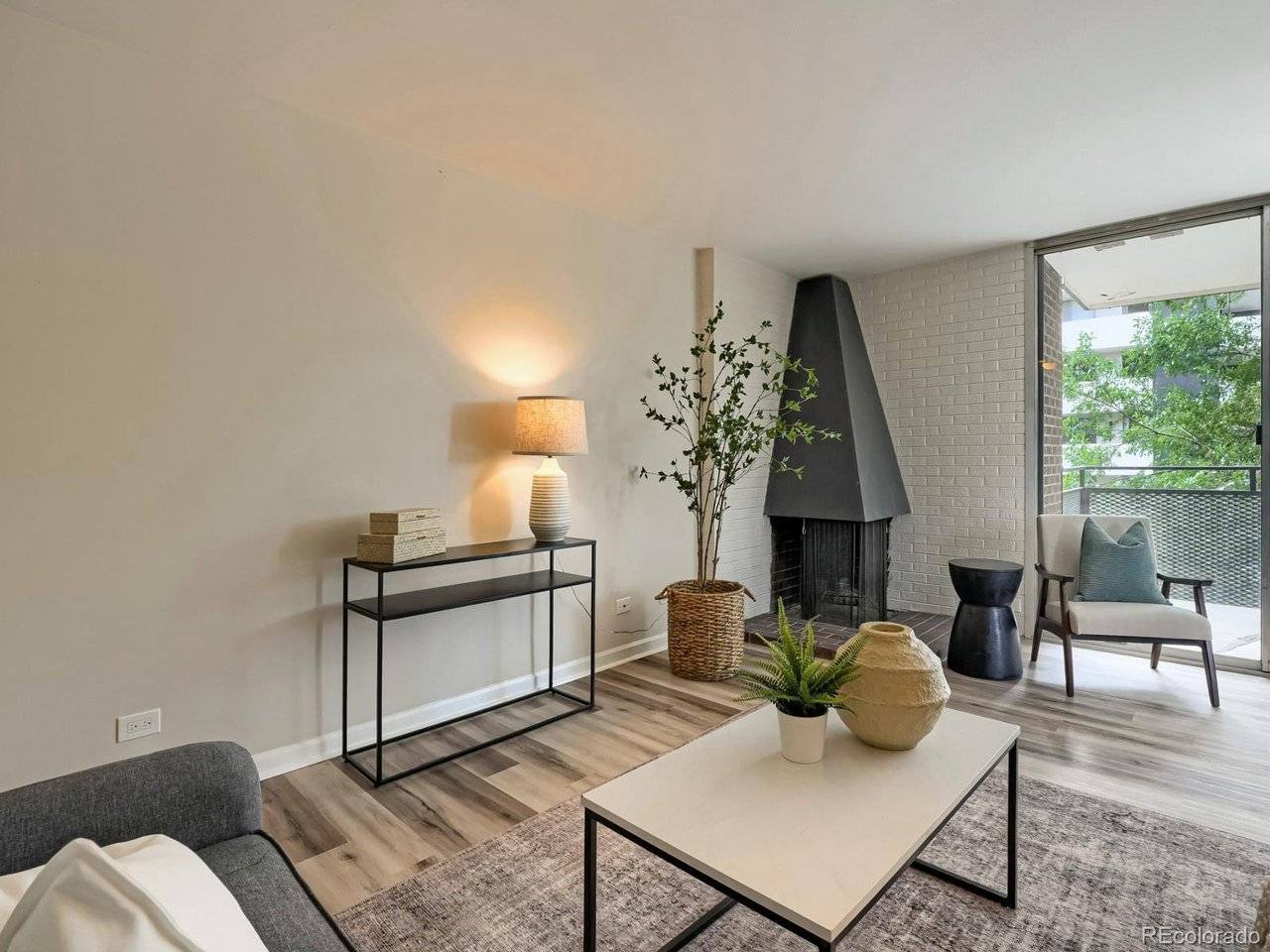 1200 Vine #4C, Denver, CO 80206