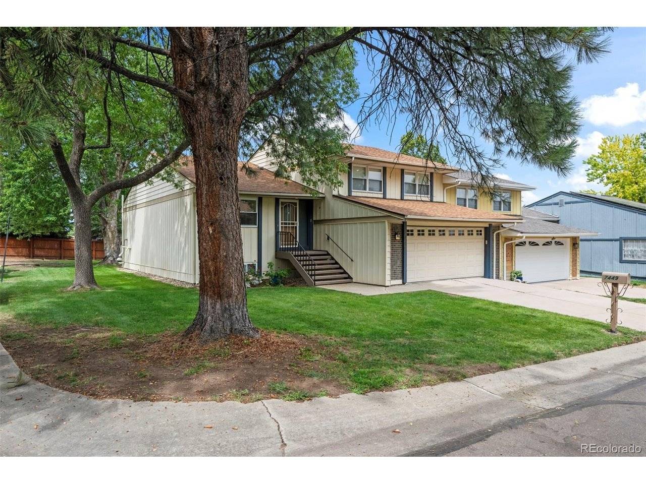 7449 W Maple, Lakewood, CO 80226