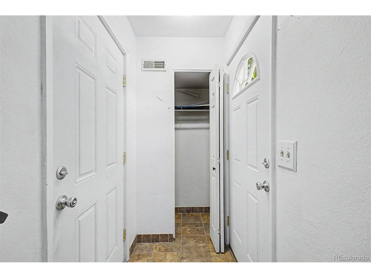 9901 E Evans #17D, Denver, CO 80247