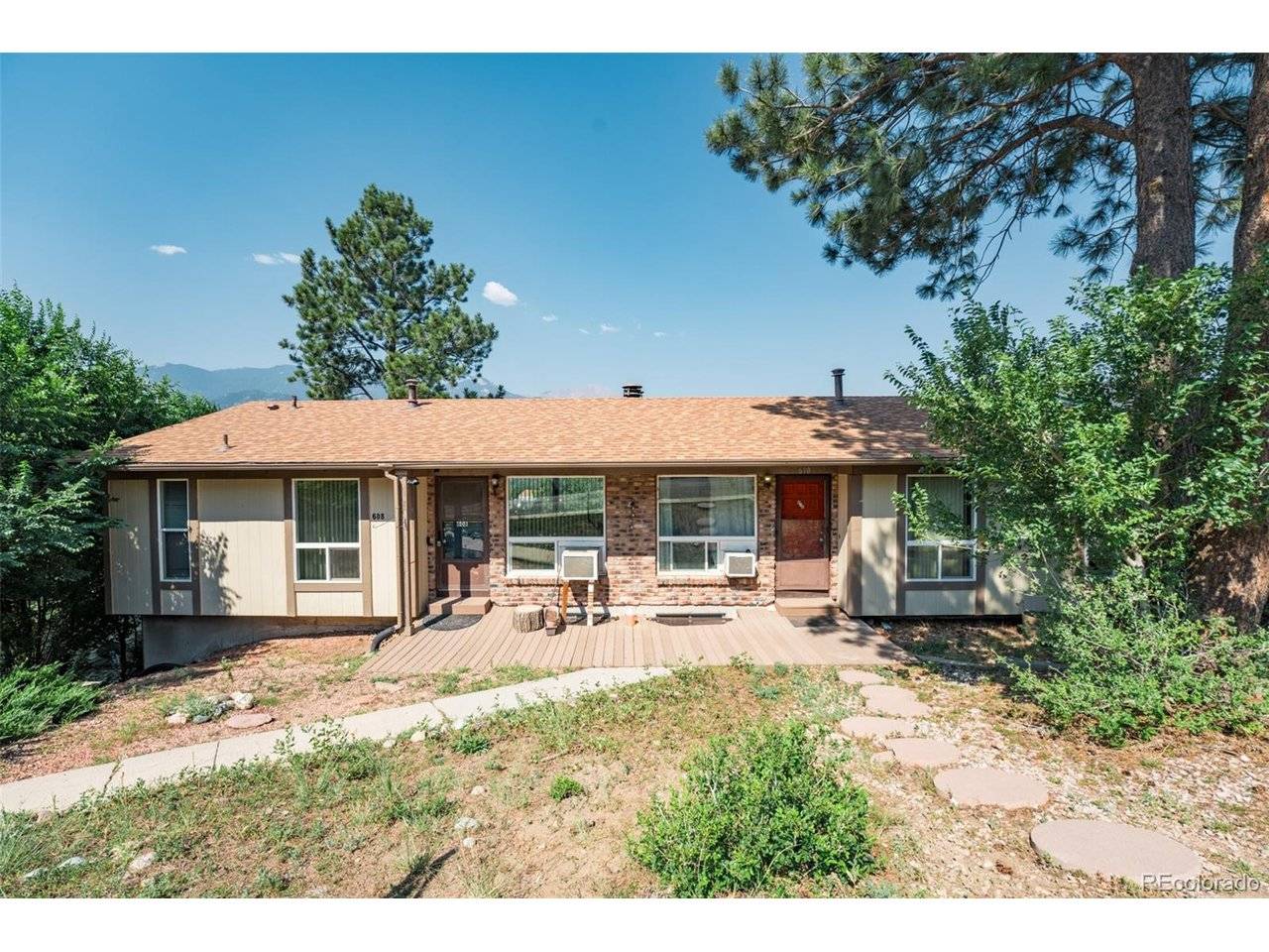 610 Crown Ridge, Colorado Springs, CO 80904