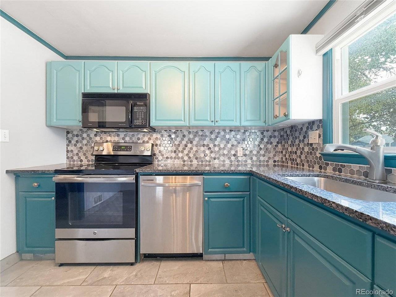 4224 S Fox, Englewood, CO 80110