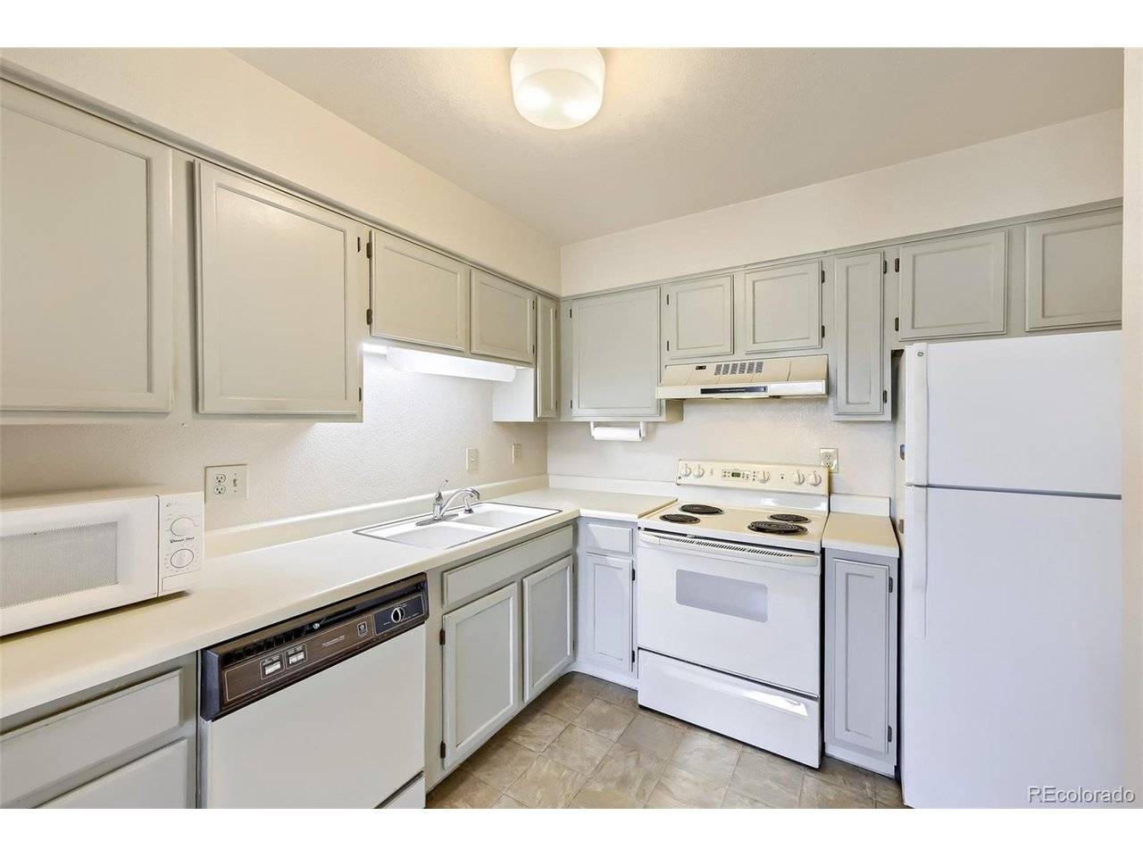 1383 W 88th #302, Thornton, CO 80260