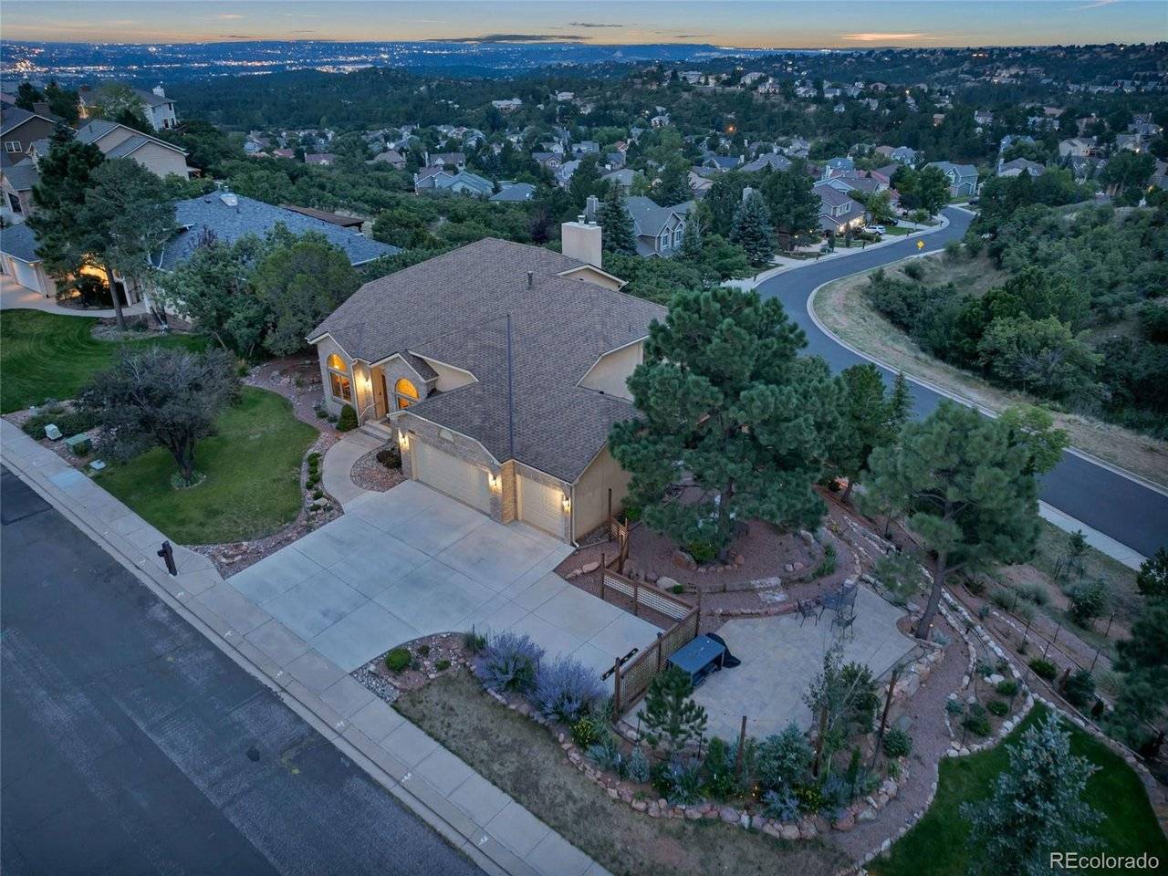 2565 Kinderhook, Colorado Springs, CO 80919