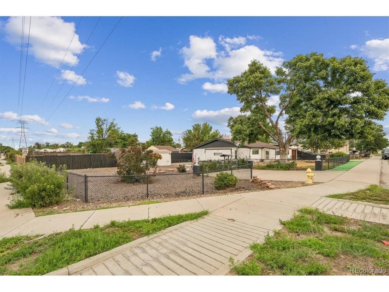 6921 Quebec, Commerce City, CO 80022
