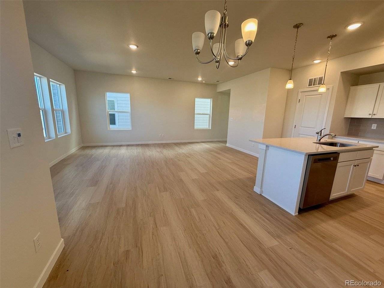 789 N Carrie, Watkins, CO 80137