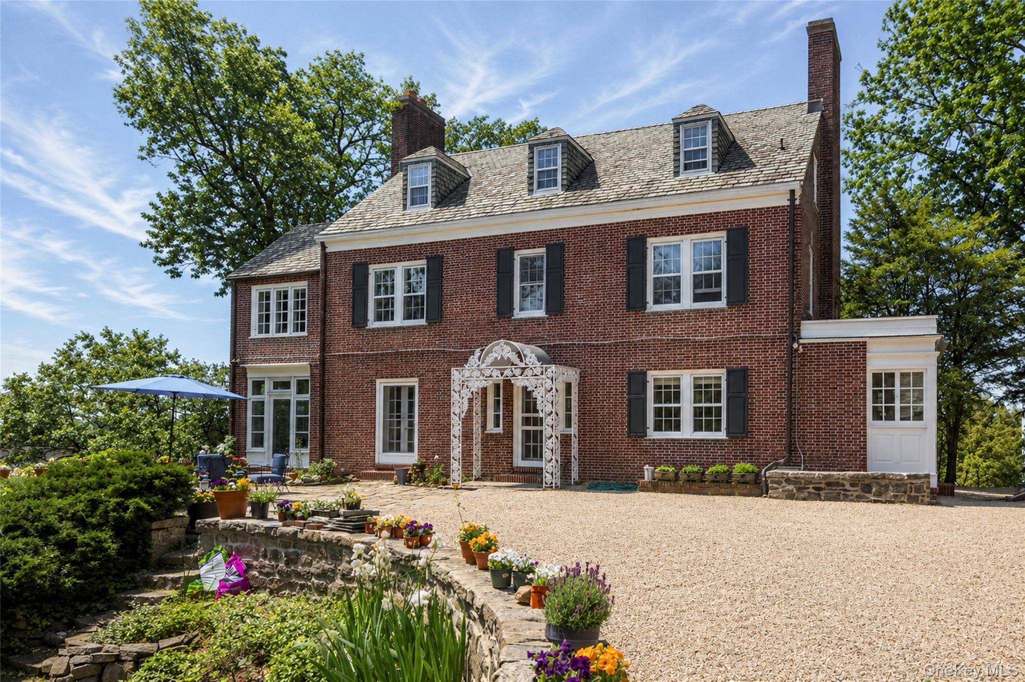 11 AKA 13 Cedar LN, Bronxville, NY 10708