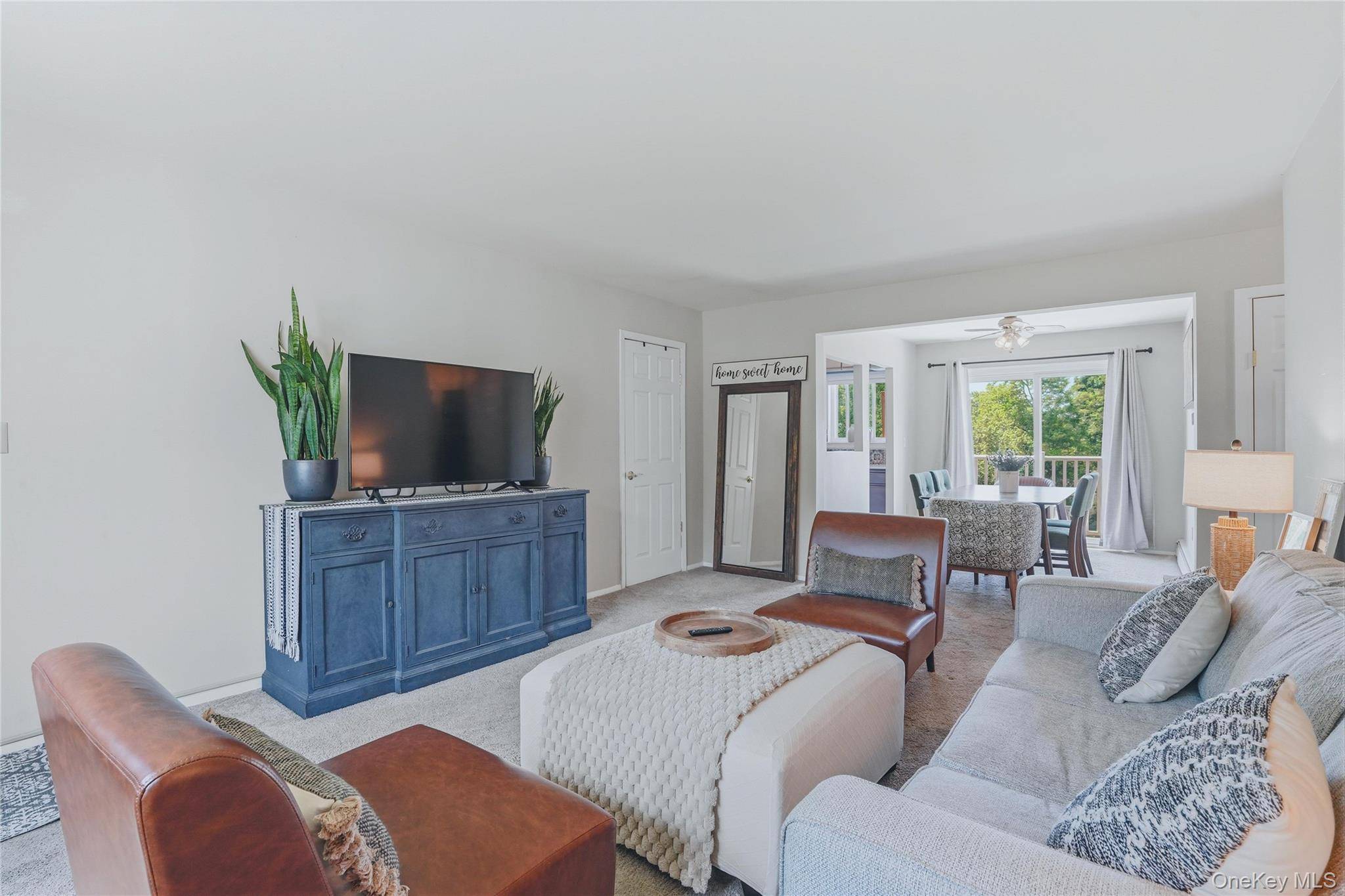 90 Osborne Hill RD #B14, Wappingers Falls, NY 12590
