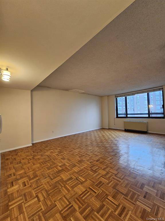 2287 Johnson AVE #14C, Bronx, NY 10463