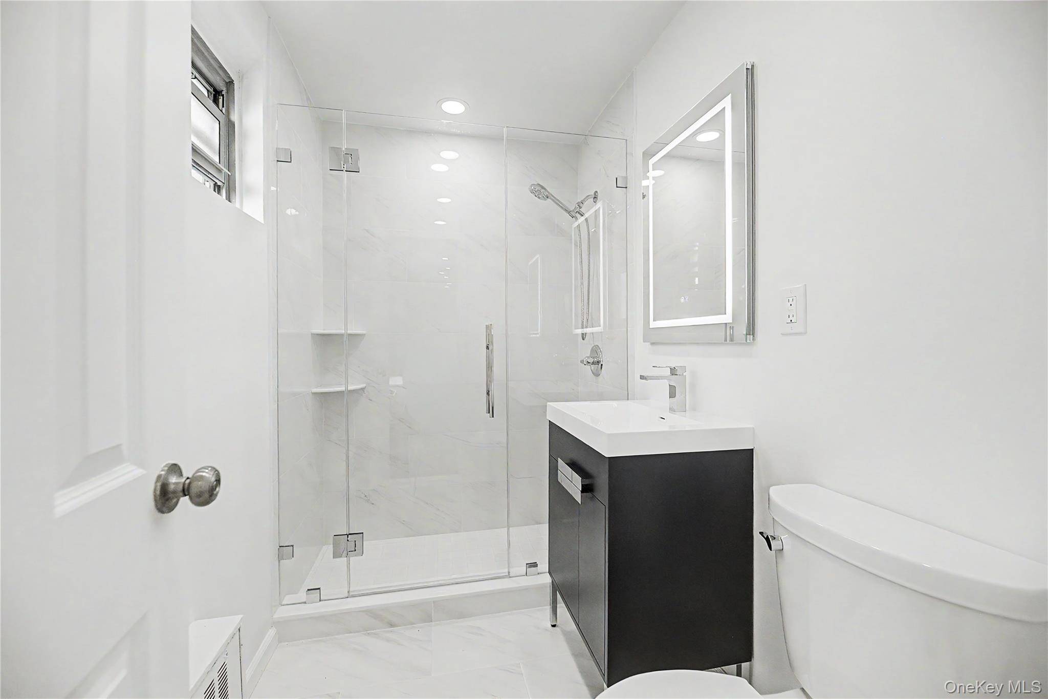 56 Doyer AVE #6A, White Plains, NY 10605
