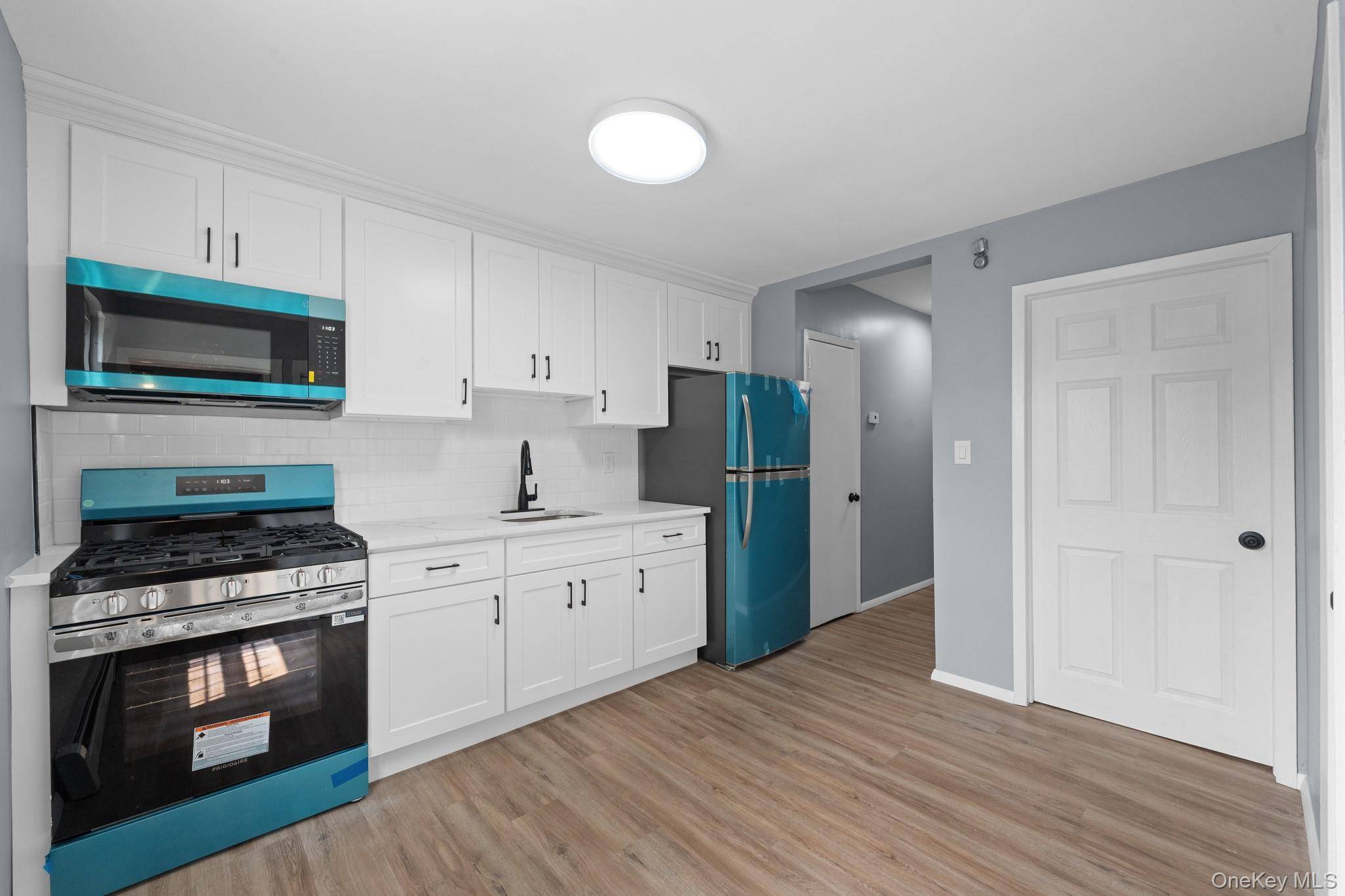 171-38 105 AVE, Jamaica, NY 11433