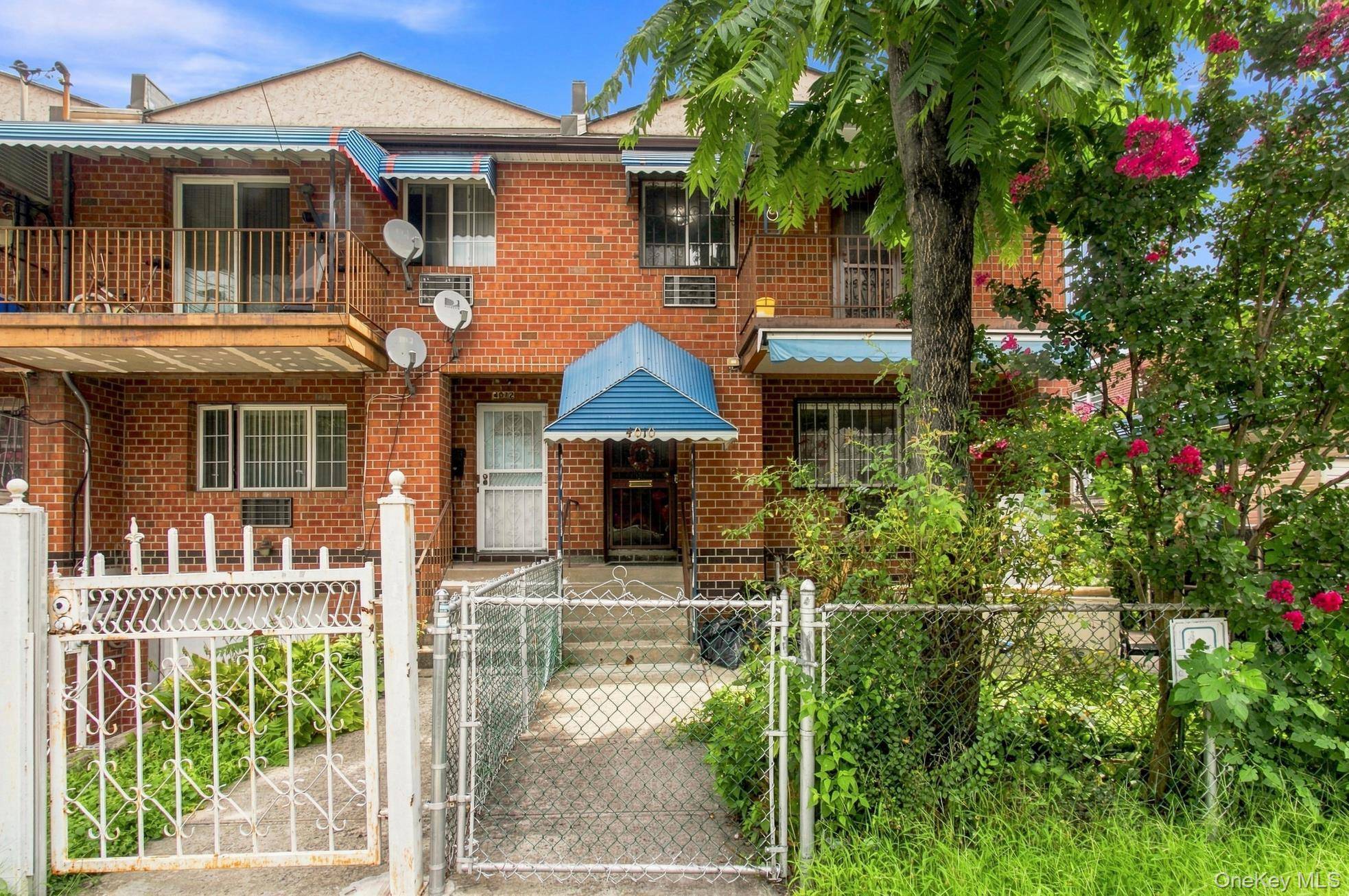 4010 De Reimer AVE, Bronx, NY 10466