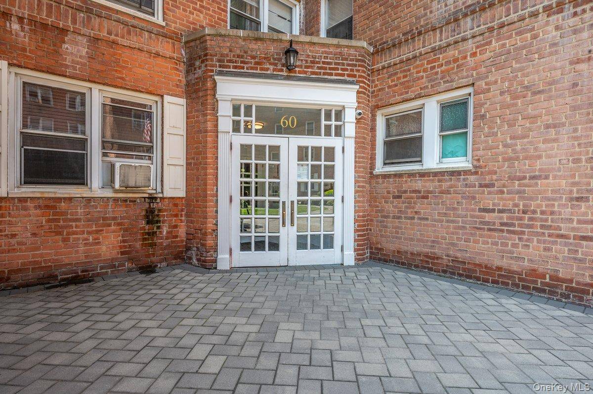 60 Locust AVE #604A, New Rochelle, NY 10801
