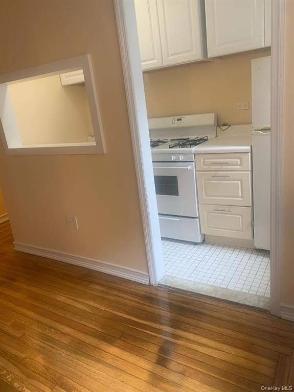 2600 Henry Hudson Pkwy #1E, Bronx, NY 10463