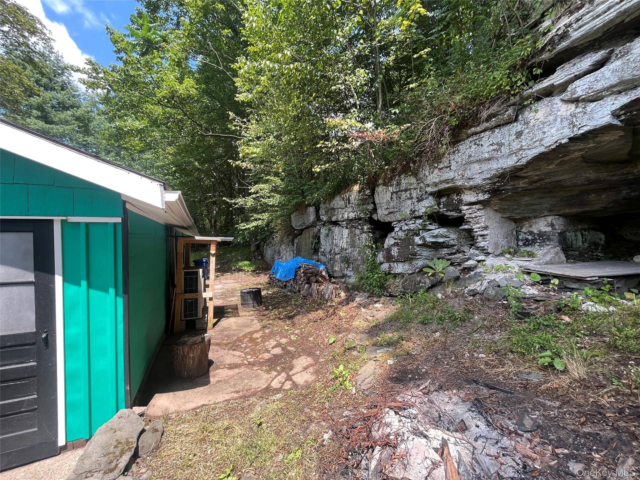 6115 State Route 52, Cochecton, NY 12726