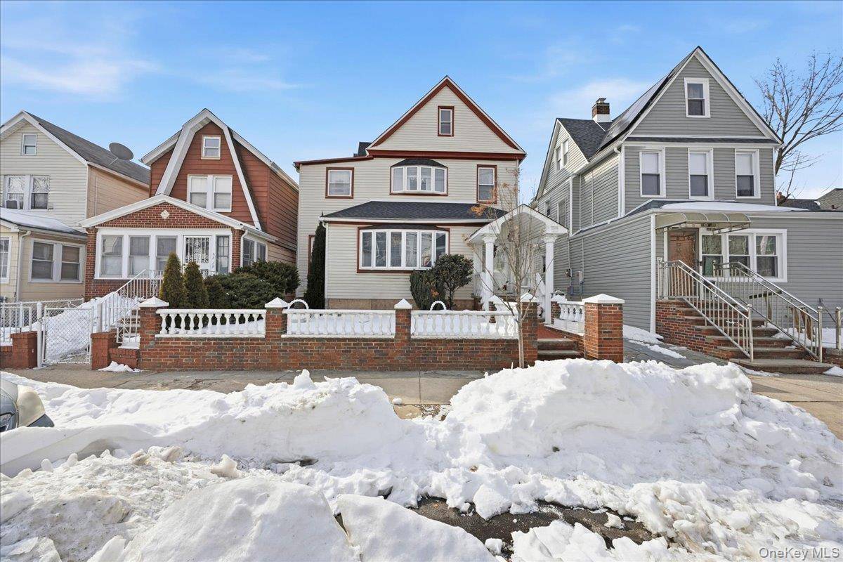 97-14 126th ST, Richmond Hill, NY 11419
