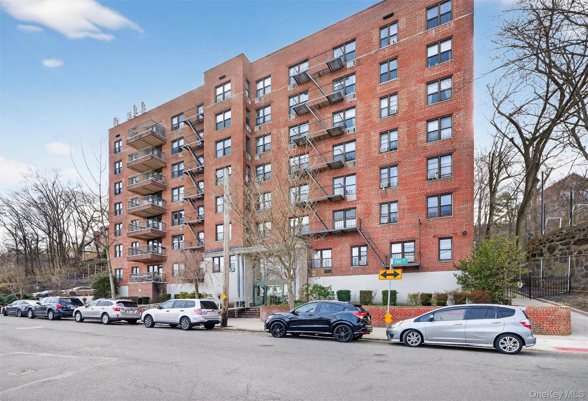 5235 Post RD #5A, Bronx, NY 10471