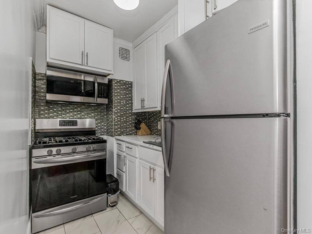 6535 Broadway #4G, Bronx, NY 10471