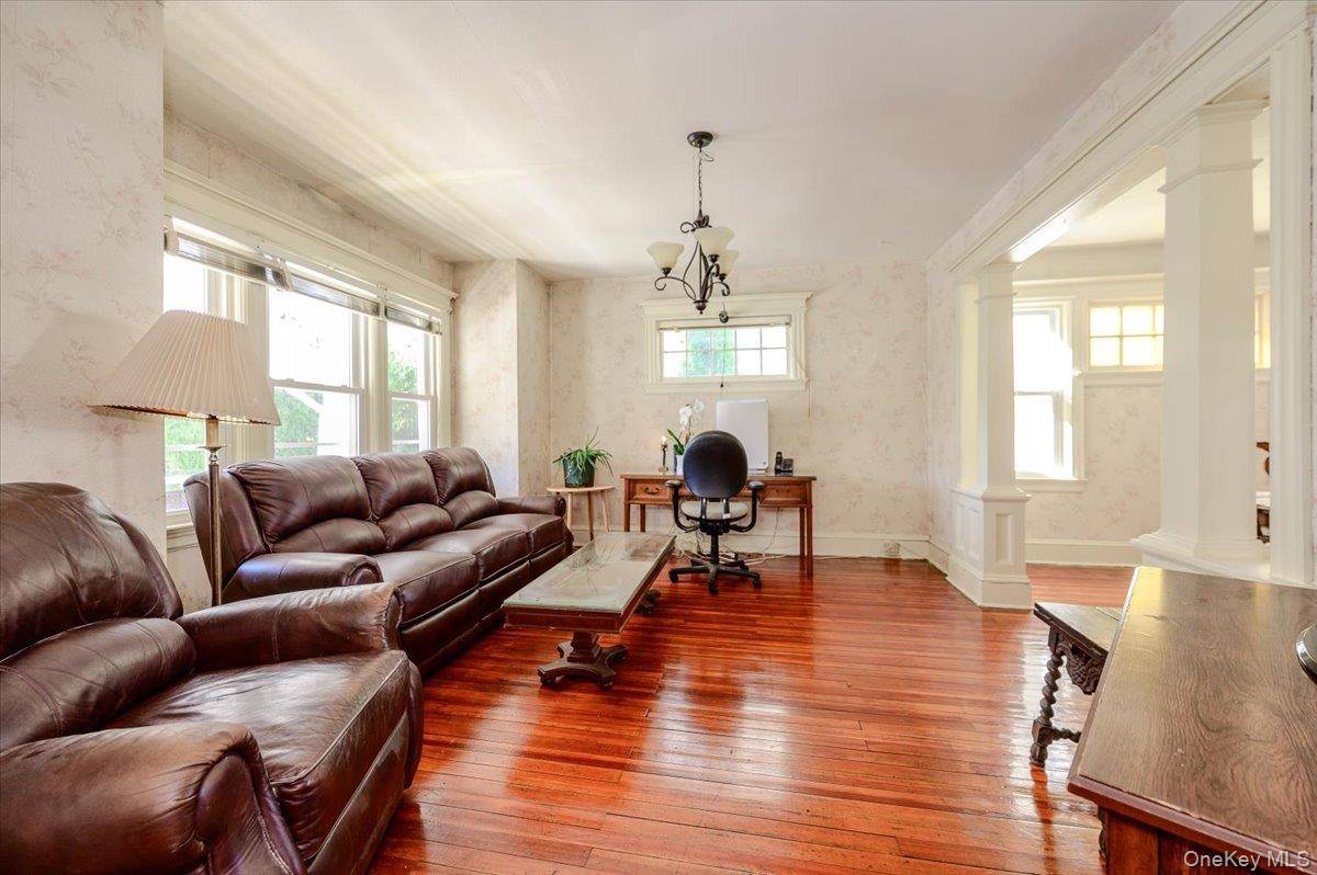 548 Davis AVE, Staten Island, NY 10310