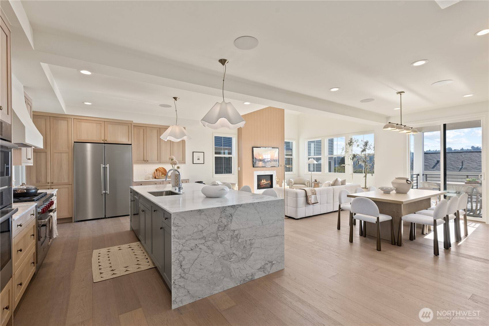 3243 13th AVE W, Seattle, WA 98119