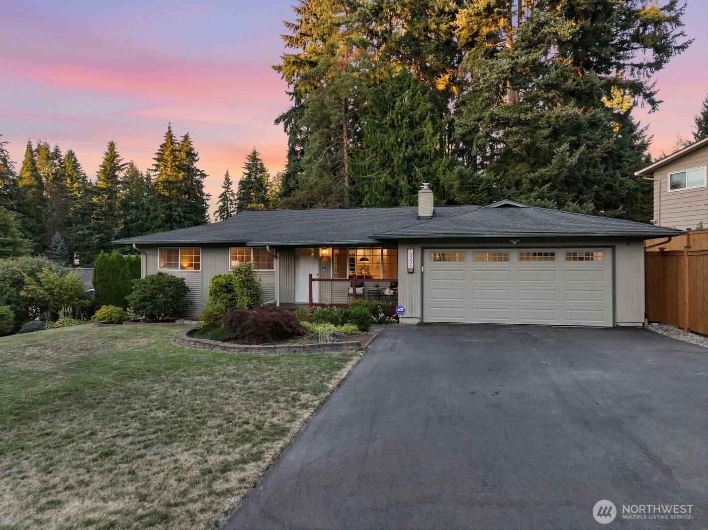 13306 85th AVE NE, Kirkland, WA 98034