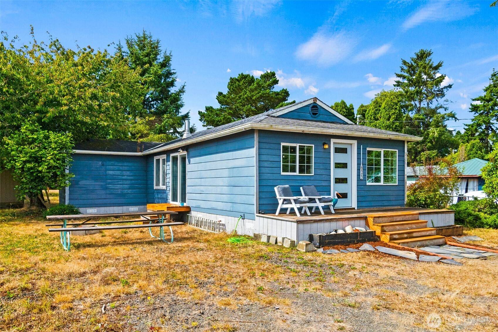 1623 S Broadway ST, Westport, WA 98595