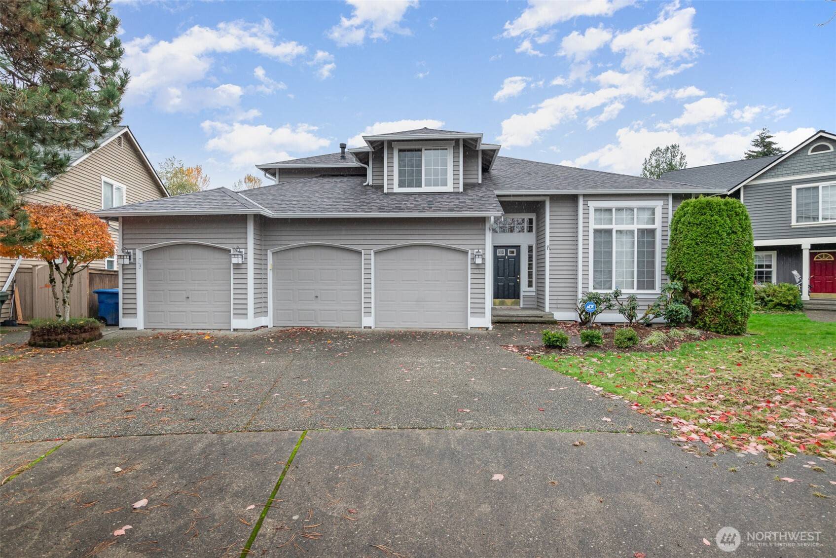 4311 NE 9th PL, Renton, WA 98059