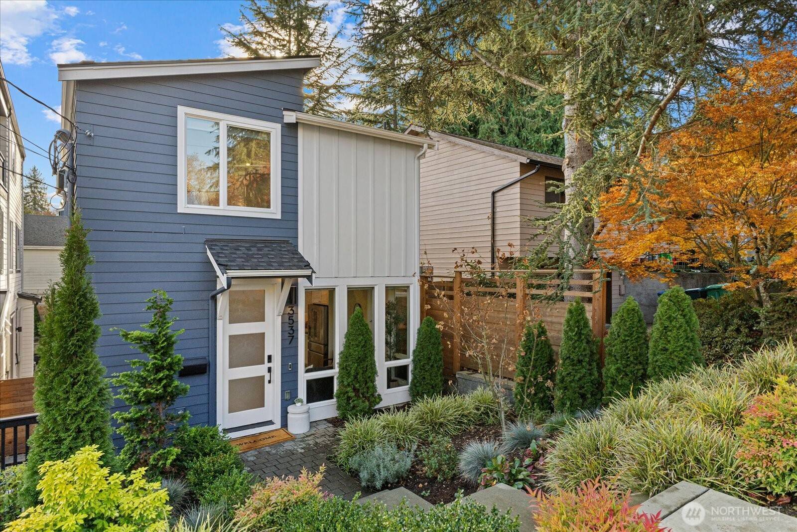 3537 NE 93rd ST, Seattle, WA 98115