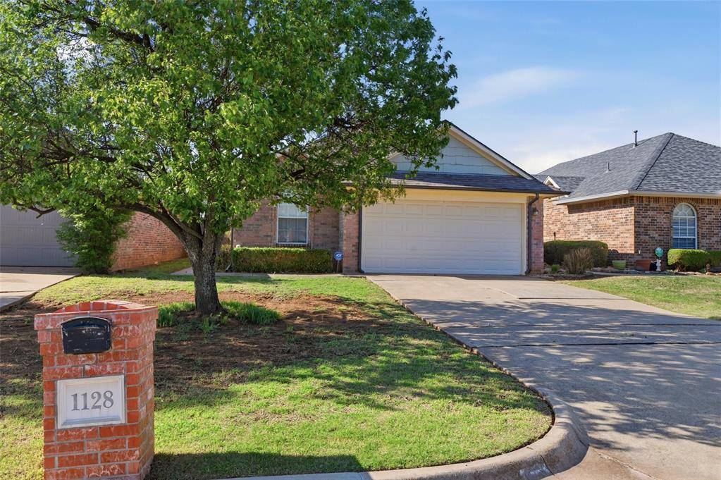 1128 NW 138th ST, Edmond, OK 73013