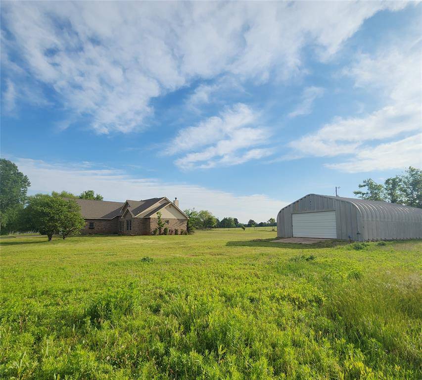 332714 E 1070 RD, Mcloud, OK 74851