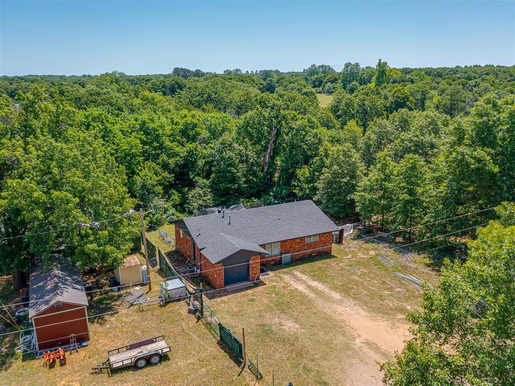20239 Bern LN, Tecumseh, OK 74873